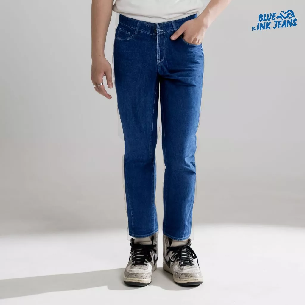 Neo - Celana Jeans Pria Slim Straight Cut Korean Style Soft Denim Premium - Image 4